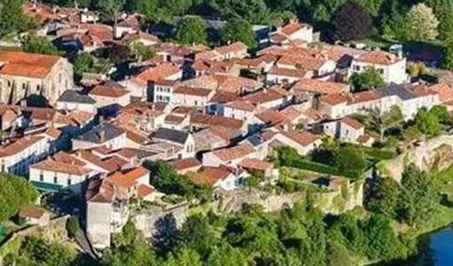 铁岭回乡建别墅为什么一定要选专业乡墅公司